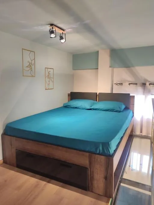 Apartment Floating, Cosy Studio 8' Walk From The Seaside Thessaloniki