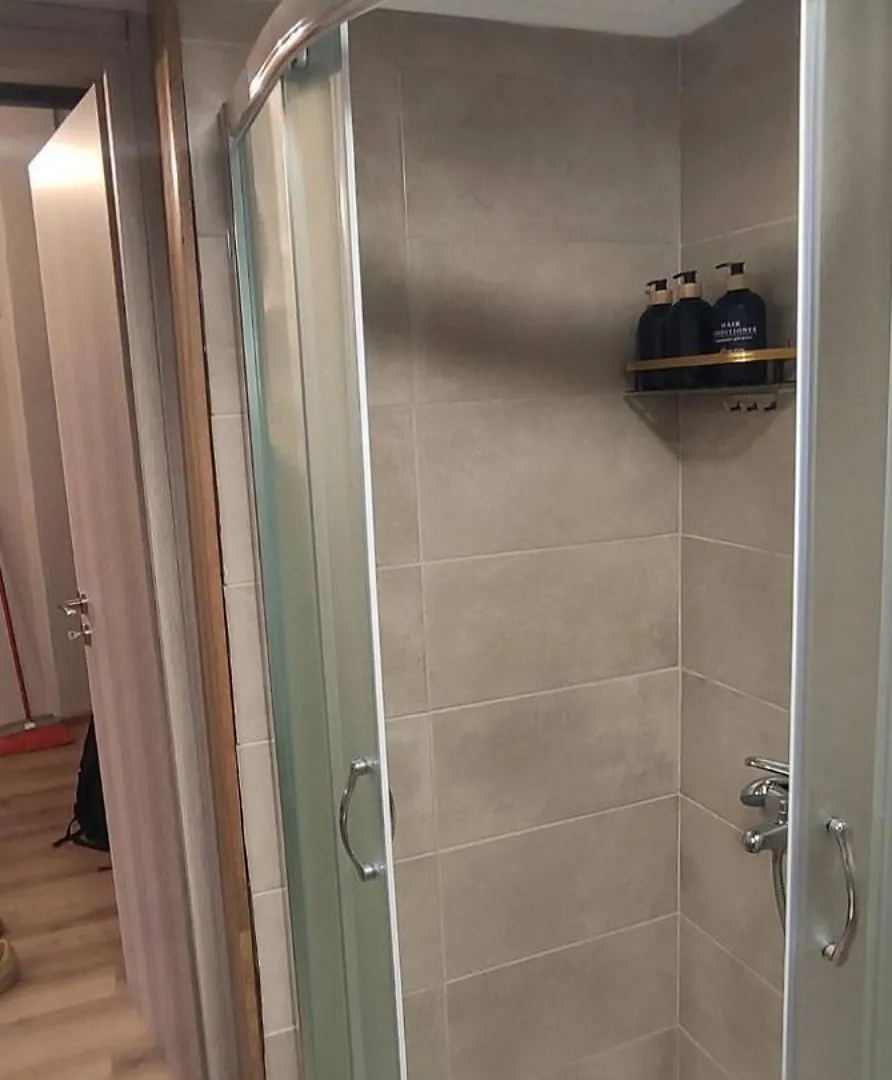 Apartment Floating, Cosy Studio 8' Walk From The Seaside Thessaloniki